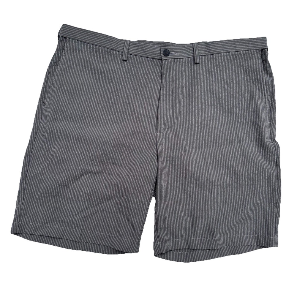 SET OF 2‎ Haggar Cool 18 Pro Men's Shorts Size 44 blue & Gray textured stripes